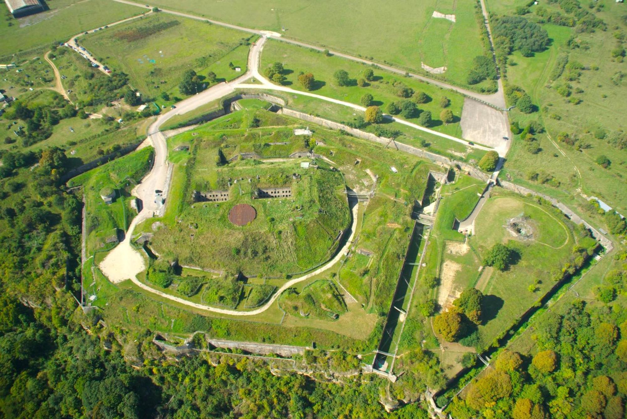 Auberge Du Fort Pelissier Pont-Saint-Vincent Buitenkant foto